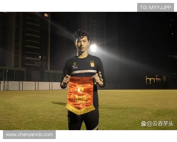 广州羽毛球队战术争议引发热议球迷与专家各抒己见探讨未来方向 广州羽毛球队战术争议引发热议球迷与专家各抒己见探讨未来方向