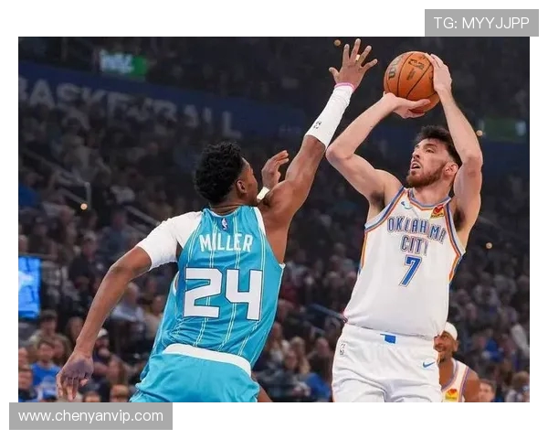 小牛队在与雷霆的较量中以3分之差遗憾落败,赛季前景堪忧 小牛队在与雷霆的较量中以3分之差遗憾落败,赛季前景堪忧