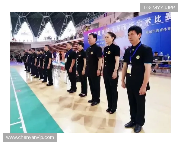 团结拼搏共铸辉煌杭州羽毛球队的团队协作精神探讨