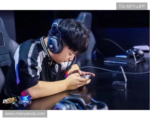 FPX在世界大师赛中以79分稳居积分榜首位展现强劲实力 FPX在世界大师赛中以79分稳居积分榜首位展现强劲实力